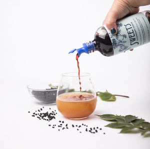 Sweet's Elderberry Shrub with Zero Drip Pour Spout - add to beverage